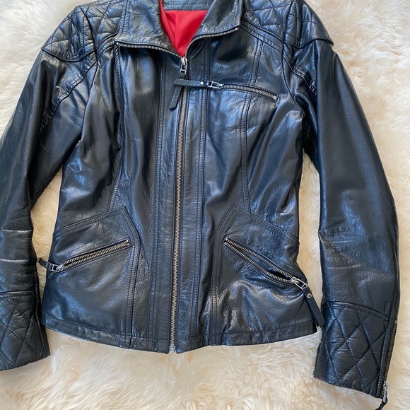 BLACK LEATHER MOTO JACKET - Picture 3 of 10